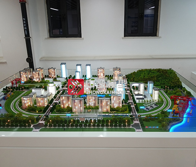 長安大學(xué)智能城市交通沙盤